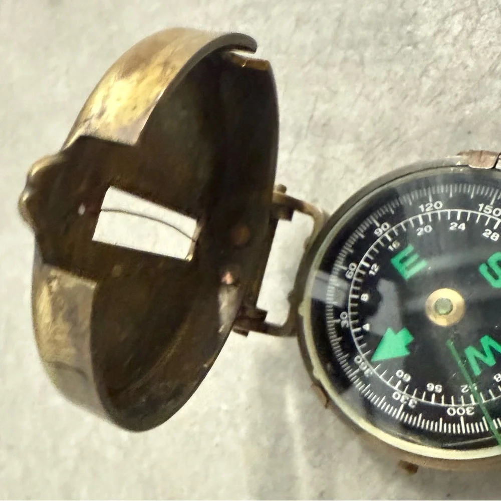 Authentic Vintage Brass Pocket Compass 4” x 2” x 1/2” - Picture 3 of 12